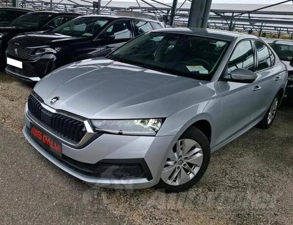 Škoda - Octavia - 2.0 TDI -LED- VIRTUAL COCKPIT ACC-System Navigacija Kamera 2xParktronic