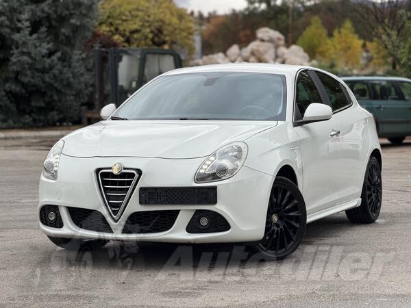 Alfa Romeo - Giulietta - 2.0 JTD NA IME KUPCA NOVE GUME NOVI SET KVAČILA 6BRZINA