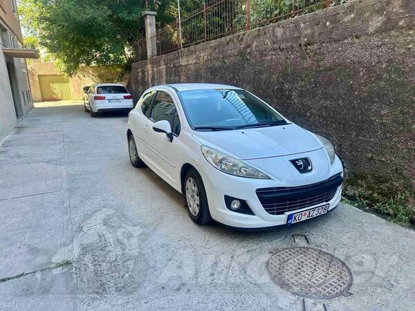 Peugeot - 207 - 1.4
