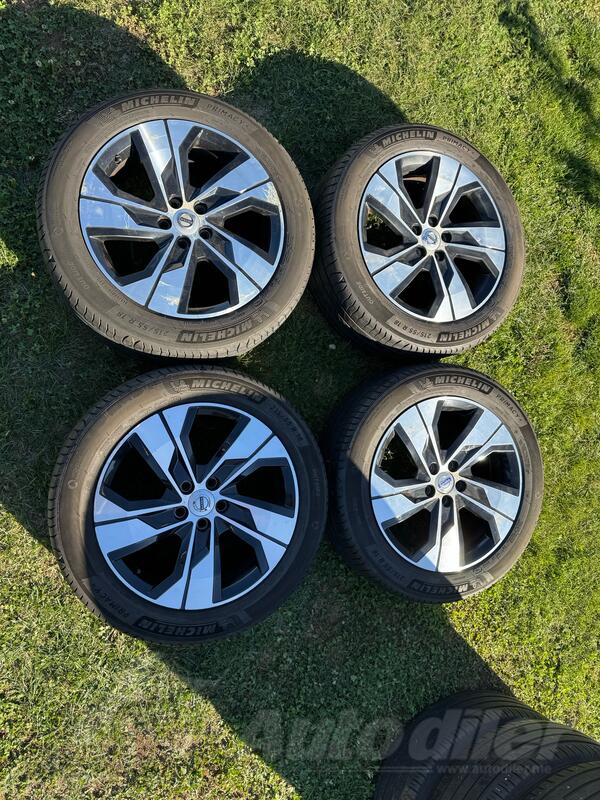 Fabričke felne i 5x108r18volvo gume