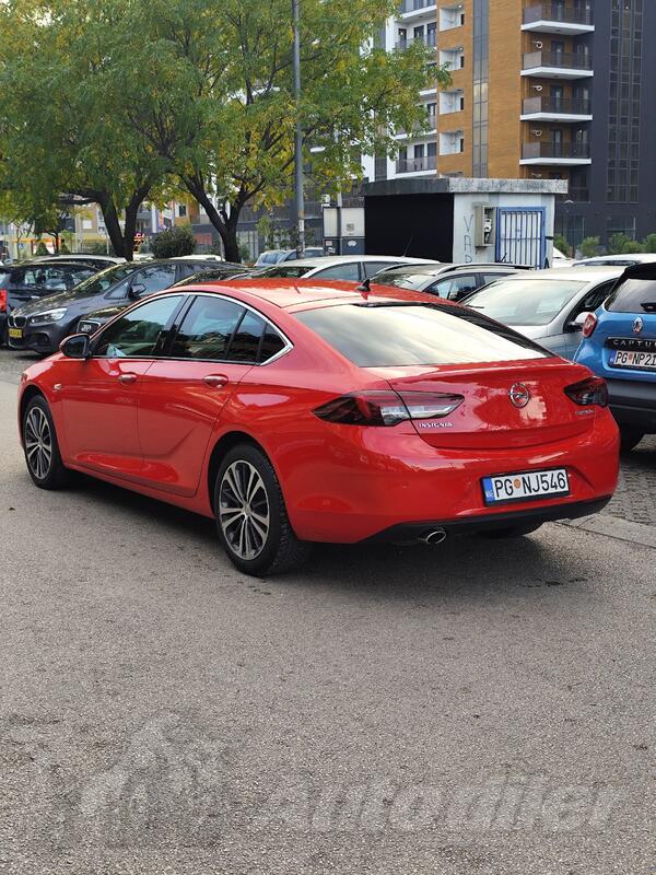 Opel - Insignia - 2.0turbo