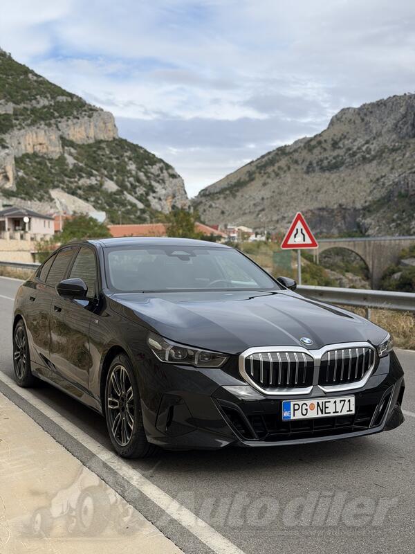 BMW - 520 - D