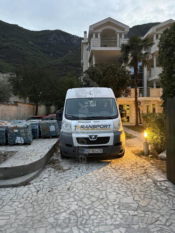 Peugeot - Peugeut