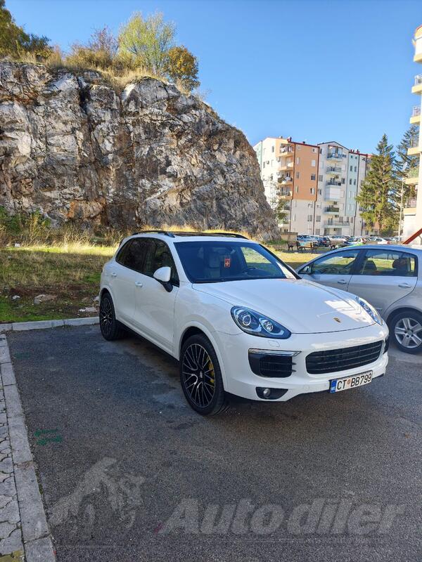 Porsche - Cayenne - 3.0