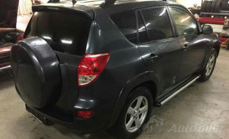 Toyota - RAV 4 - 1.52