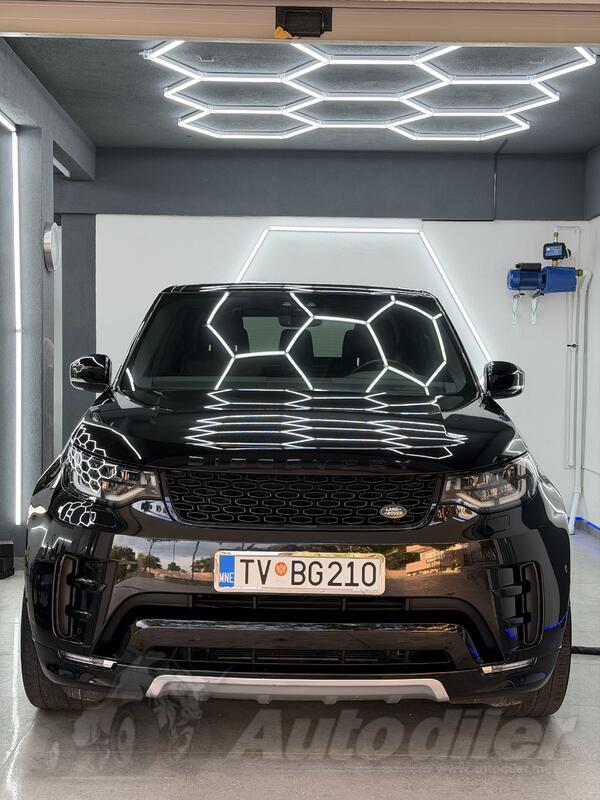 Land Rover - Discovery - 3.0 V6 R Dynamic