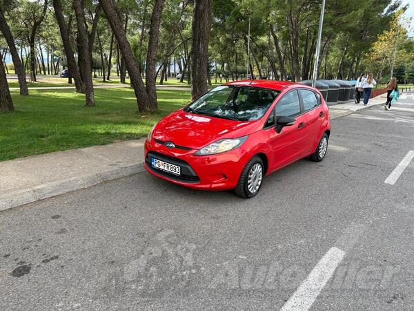 Ford - Fiesta - 1242