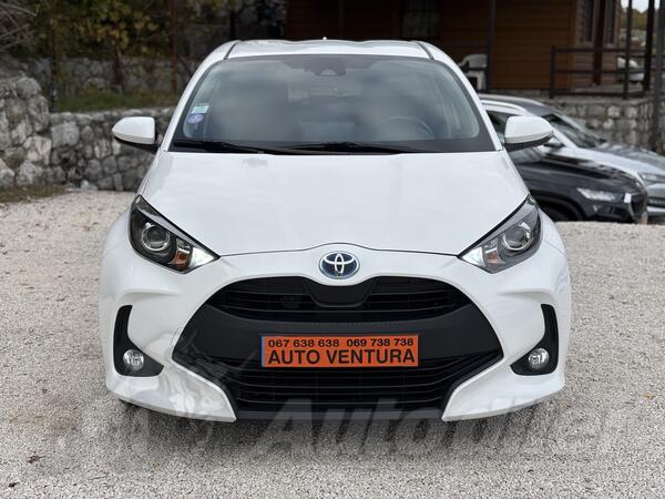 Toyota - Yaris - 1.5//HYBRID-BENZIN//04.2021//136.000km