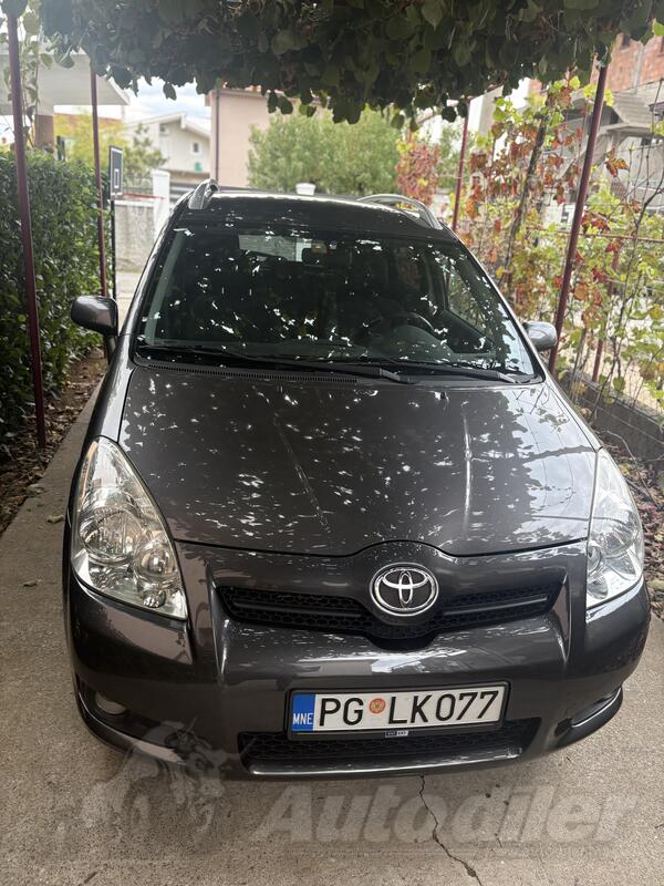 Toyota - Corolla Verso