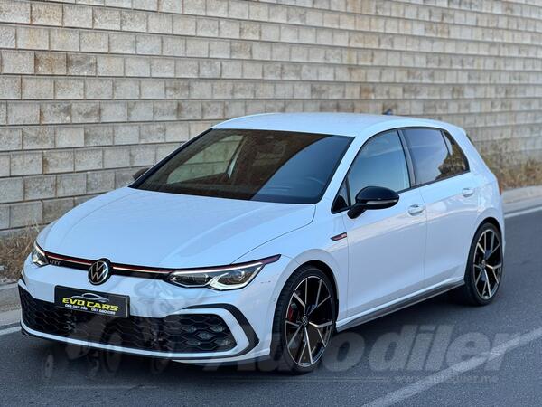 Volkswagen - Golf 8 - 2.0 GTI