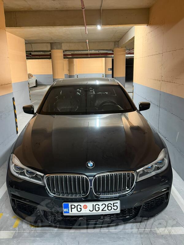 BMW - 740