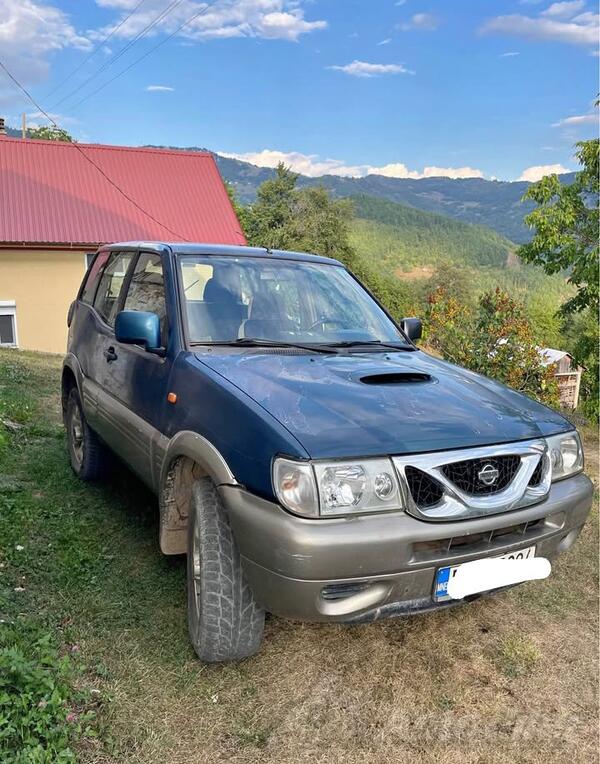 Nissan - Terrano II - 2.7