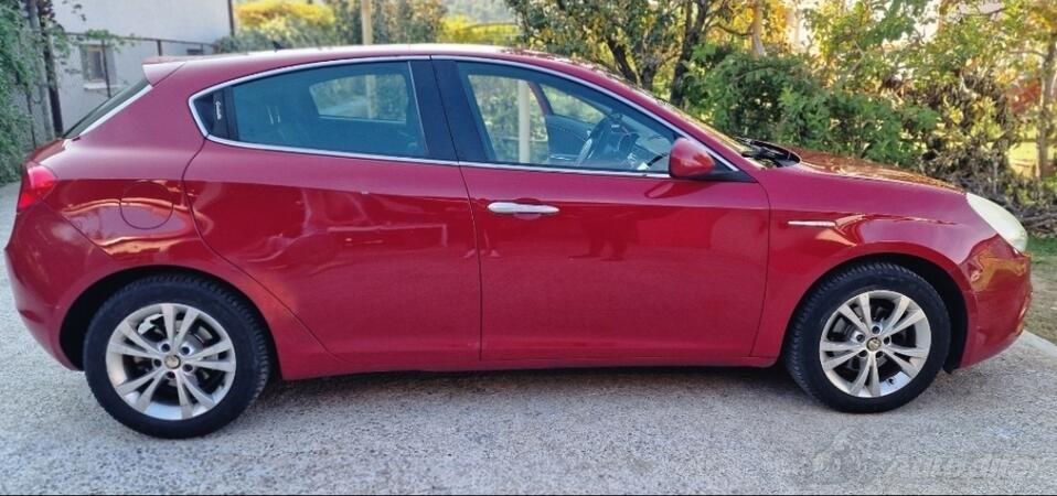 Alfa Romeo - Giulietta - 2.0 TDI