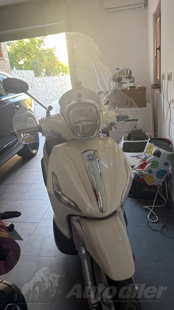 Piaggio - beverly