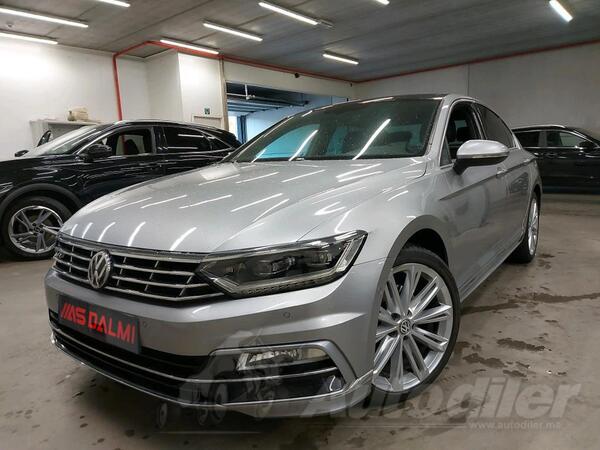 Volkswagen - Passat - 1.6 TDI DSG7 R-LINE FULL-LED PANORAMA VIRTUAL COCKPIT Navigacija ParkAssist