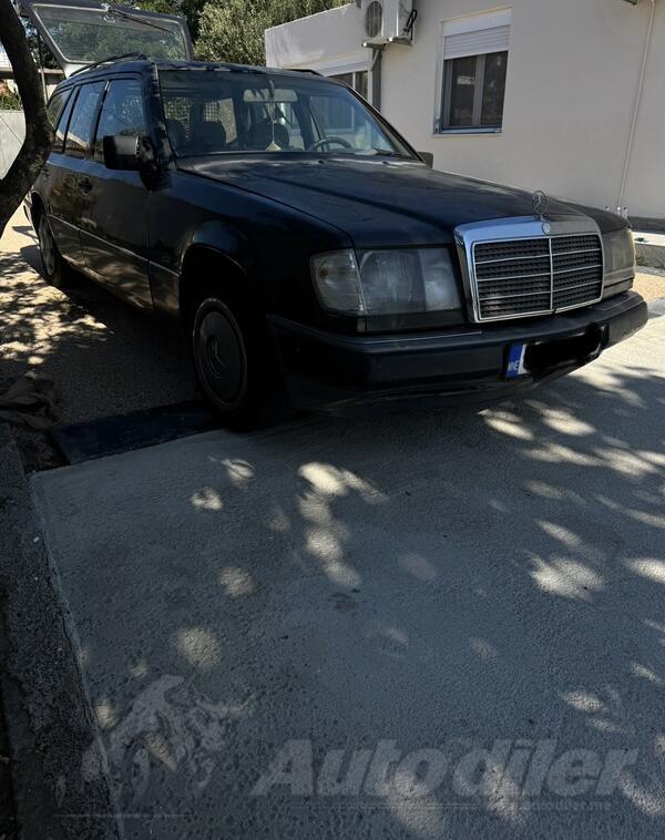 Mercedes Benz - 250 - 2.5D