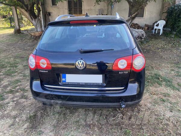 Volkswagen - Passat - 2.0 TDI