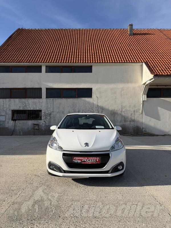 Peugeot - 208 - 1.6 HDI.10-2017