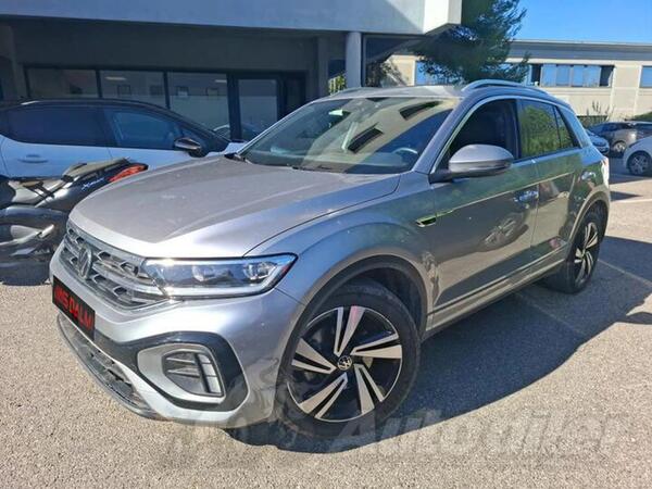 Volkswagen - T-Roc - 2.0 TDI DSG7 3xR-Line IQ.LIGHT MATRIX LED VIRTUAL COCKPIT ACC-System Navigac...