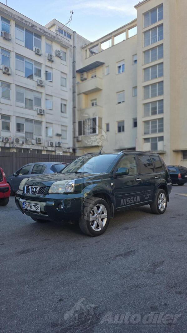 Nissan - X-Trail - 2.2