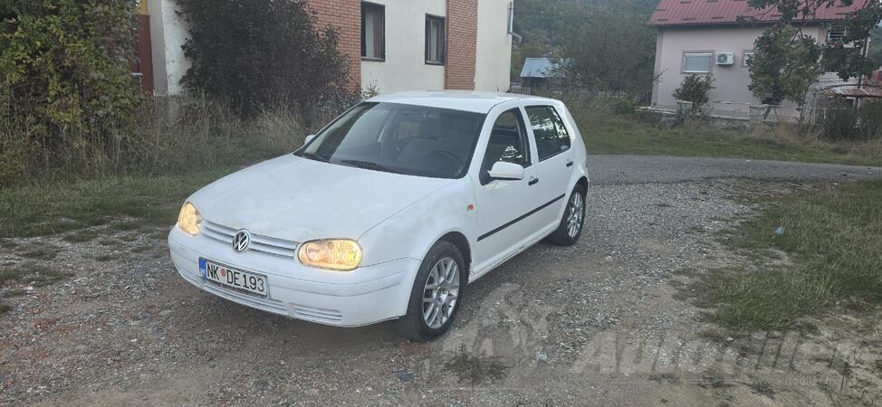 Volkswagen - Golf 4 - 1.4 B
