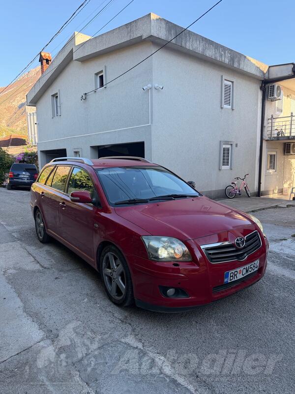 Toyota - Avensis - 2.2 Dizel