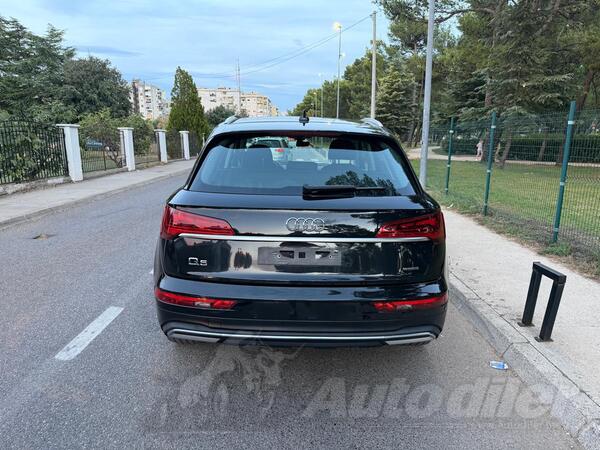 Audi - Q5 - 2.0