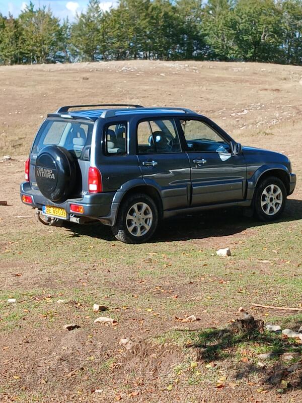 Suzuki - Grand Vitara - 2.0 b