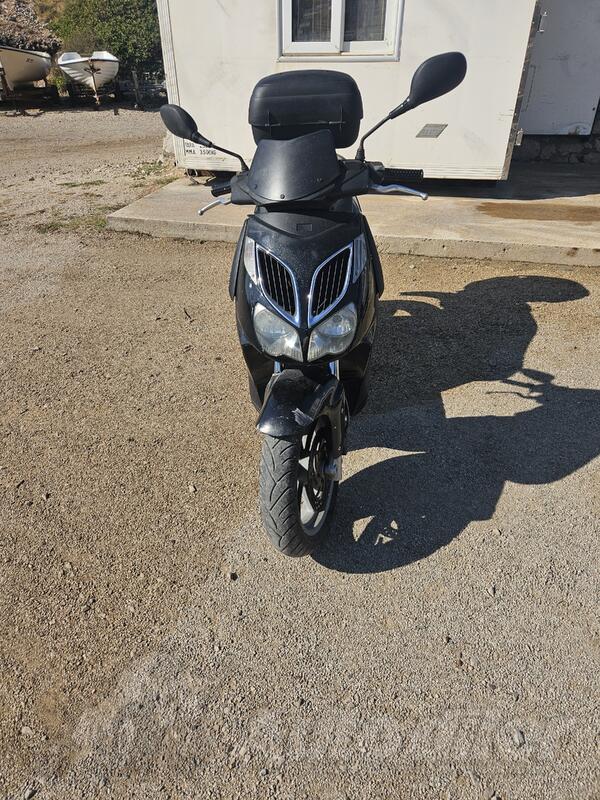 Aprilia - sport siti 200
