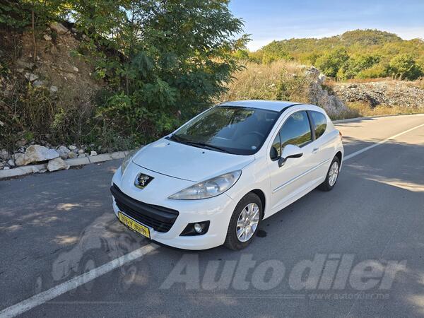 Peugeot - 207 - PEUGEOT 207+