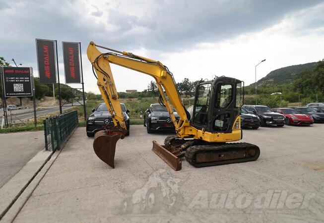 Komatsu - Mini Bager PC55MR-3 Quick Change Hammer Line 5400 KG 2016