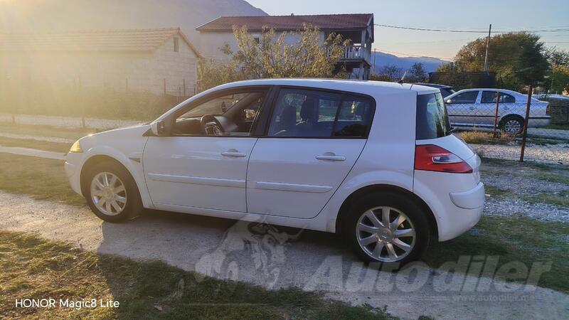 Renault - Megane - 1.5 dci