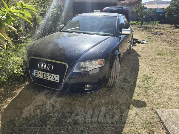U djelovima Audi - A4 2.0TDI 16v