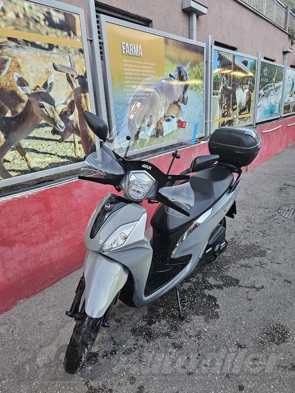 SYM - symphony st 125