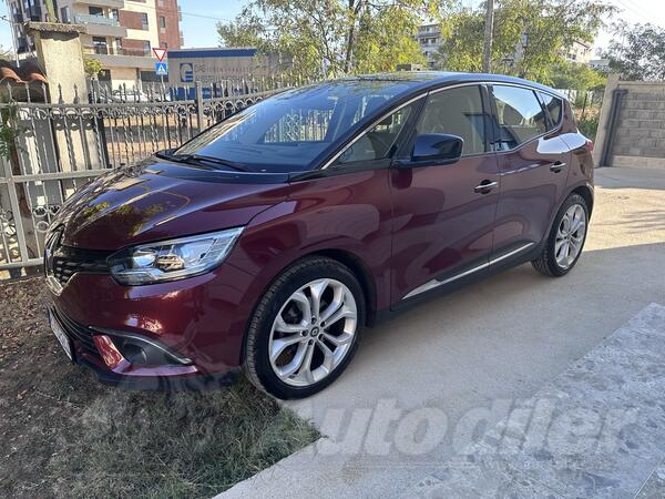 Renault - Scenic - 1.5 DCI 110