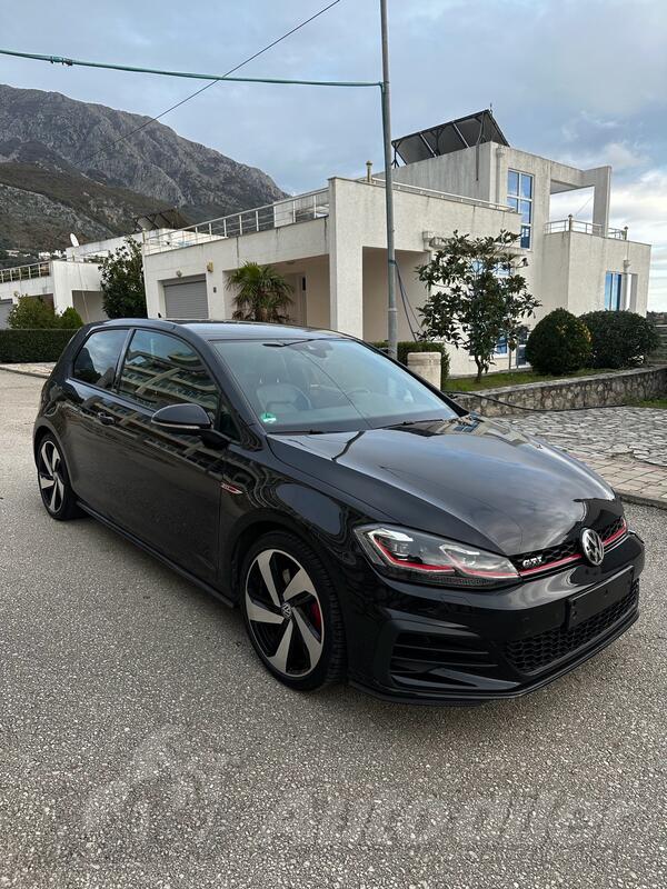 Volkswagen - Golf 7.5 - 2.0 TSI