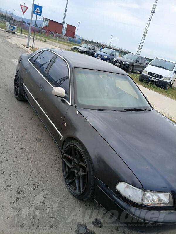 Audi - S8 - S8