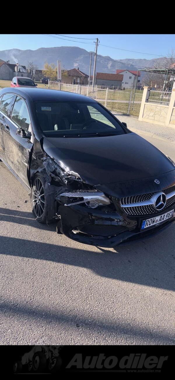 Mercedes Benz - 180 - 1.6