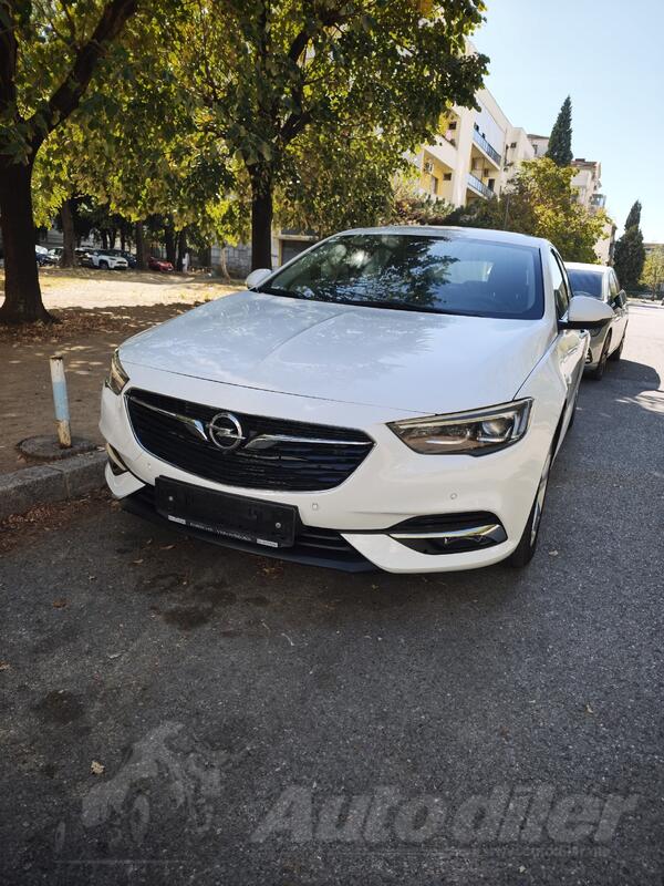 Opel - Insignia - 1.6 d