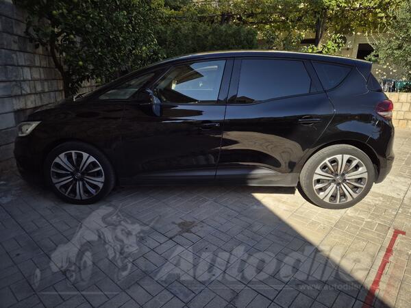 Renault - Scenic - 1.5 d
