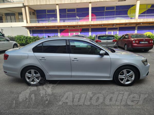Volkswagen - Jetta - 1.6 TDI