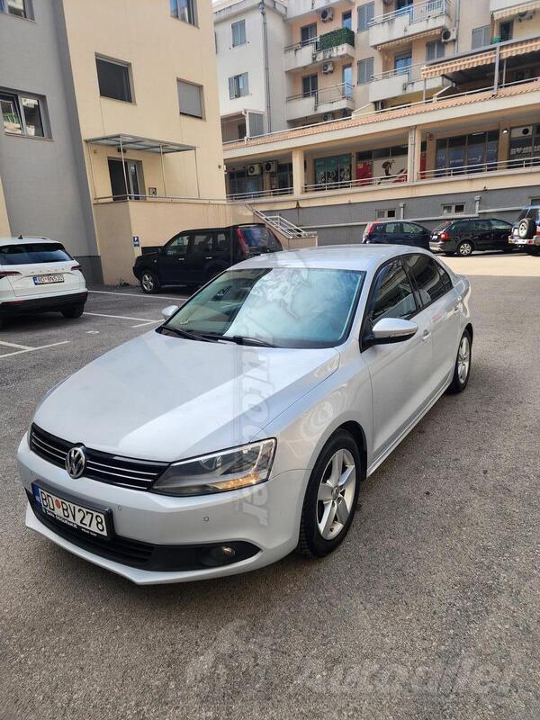 Volkswagen - Jetta - 1.6 TDI