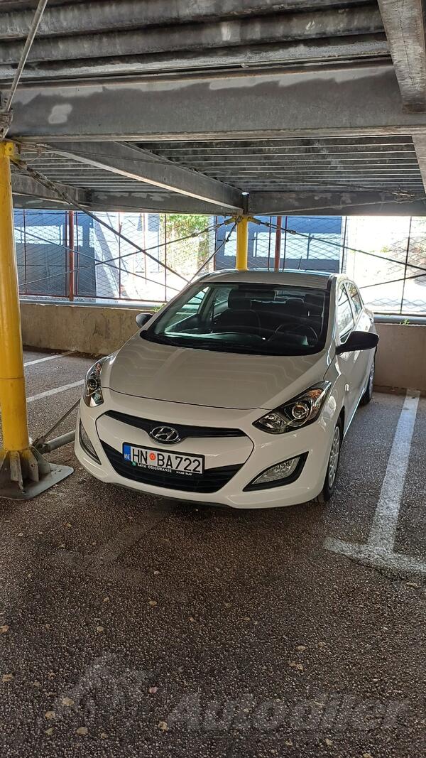 Hyundai - i30 - 1.4 benzin