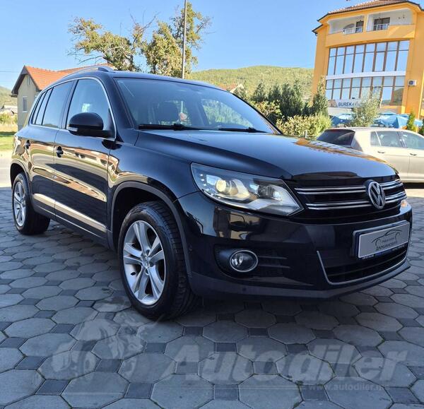 Volkswagen - Tiguan - 2.0 tdi