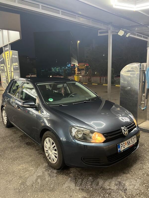Volkswagen - Golf 5 - 1.6