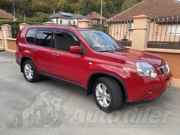 Nissan - X-Trail