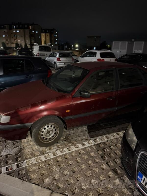 Volkswagen - Passat - 1.9