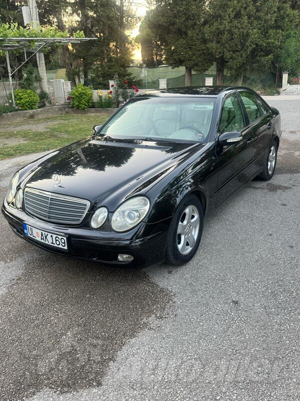 Mercedes Benz - E 270 - E270 CDI
