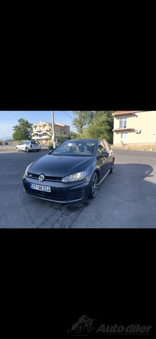 Volkswagen - Golf 7 - 20gtd