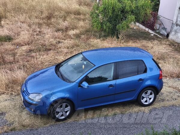 Volkswagen - Golf 5 - 1.4